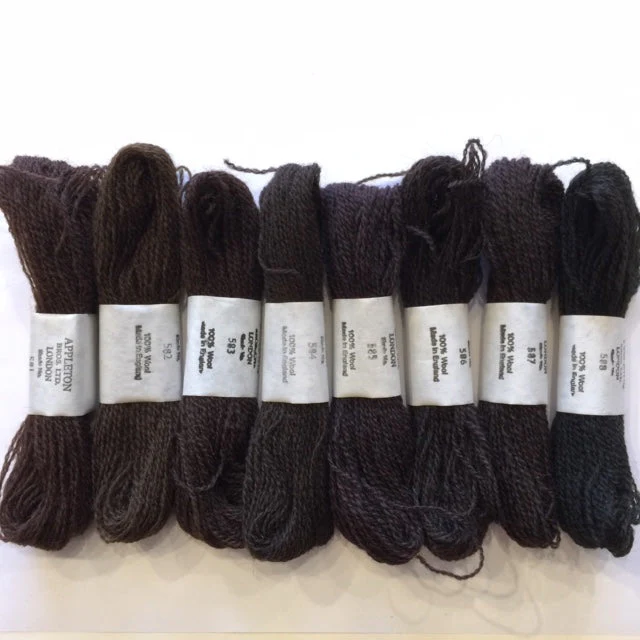 Appleton Crewel Skein (Color # 501A - 697) - Image 7