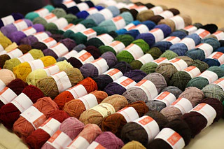Jamieson & Smith 2-Ply Jumper Weight (Color # 1279 - FC79)