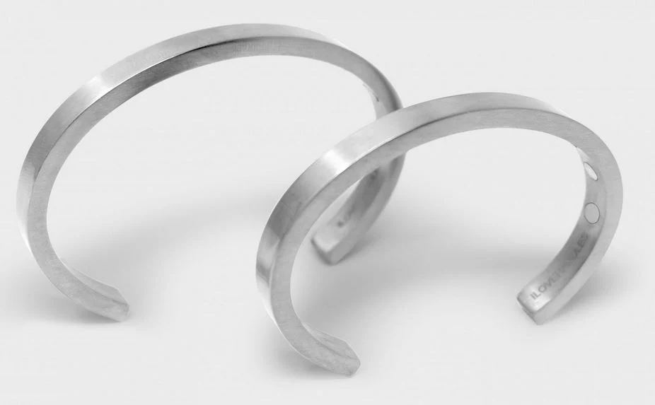 Stowaway Magnetic Cuff - Image 2